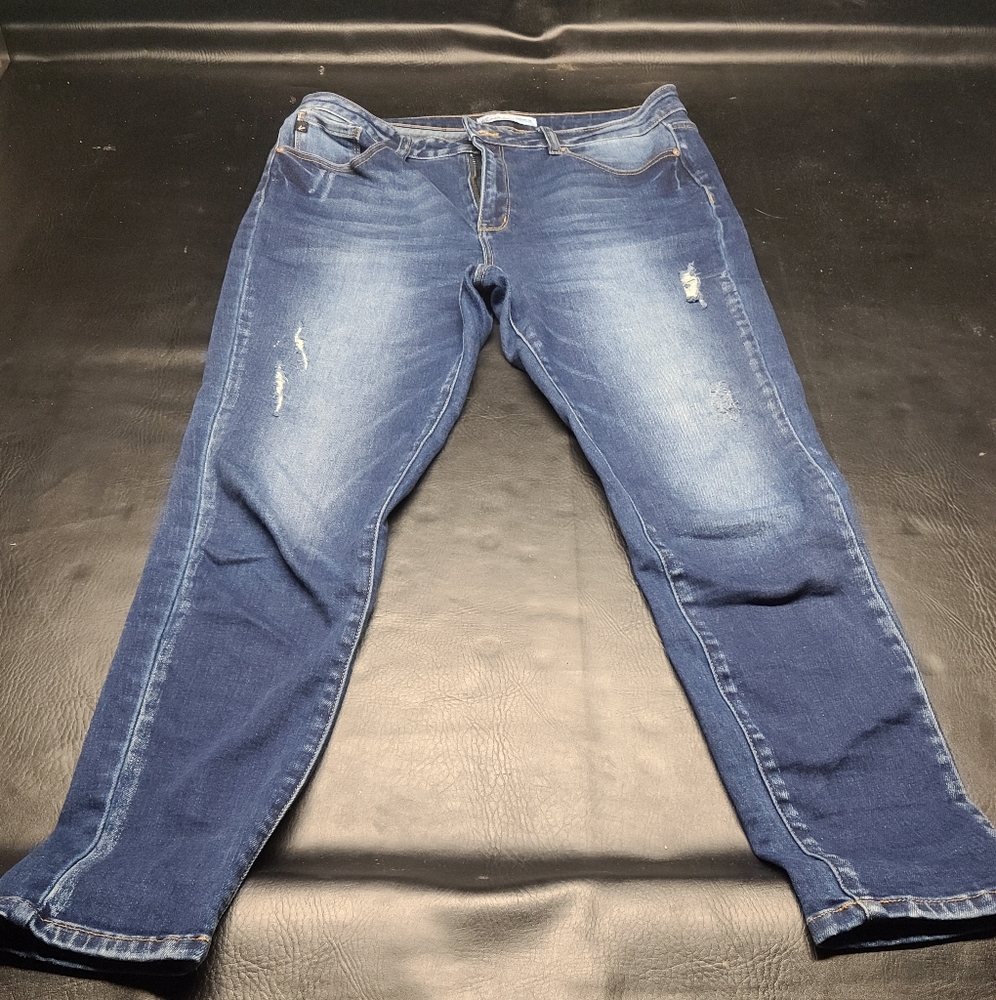 KanCan jeans size 31